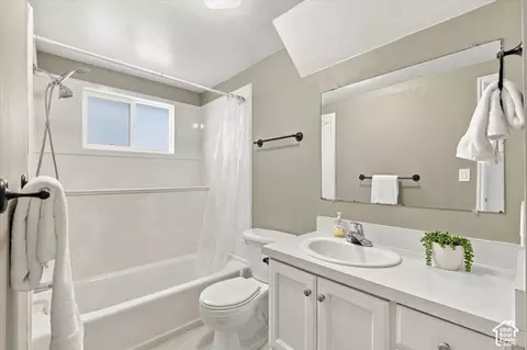 Bath - 781 S 300 W, Logan, UT 84321 photo 1 of 2