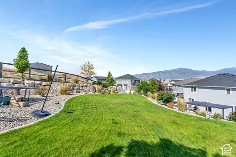 Exterior - 2104 E Weeping Cherry Ln, Eagle Mountain, UT 84005 photo 4 of 7