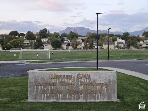 Exterior - 995 W River Point Cir, Murray, UT 84123 photo 7 of 9