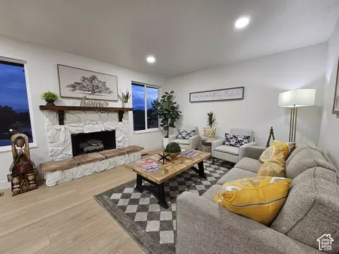 Living - 995 W River Point Cir, Murray, UT 84123 photo 2 of 6