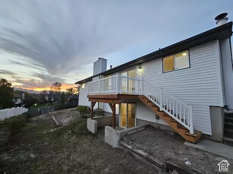 Exterior - 995 W River Point Cir, Murray, UT 84123 photo 5 of 9