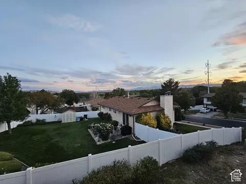 Exterior - 995 W River Point Cir, Murray, UT 84123 photo 6 of 9