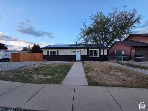 Exterior - 211 E 2025 S, Clearfield, UT 84015 photo 2 of 2