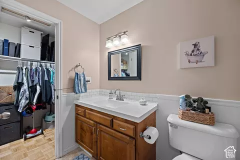 Bath - 1906 N 750 W, Centerville, UT 84014 photo 1 of 2