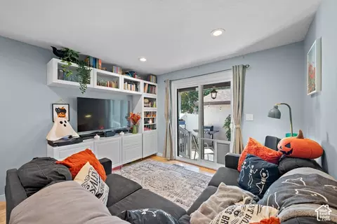 Living - 1906 N 750 W, Centerville, UT 84014 photo 2 of 3
