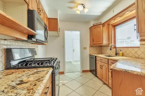 Kitchen - 207 W Cornell Dr, Midvale, UT 84047 photo 2 of 3