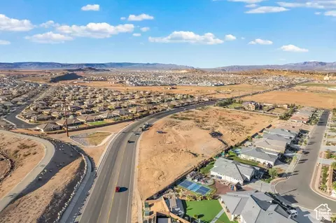 980 E 3650 S, Washington, UT 84780 photo 4