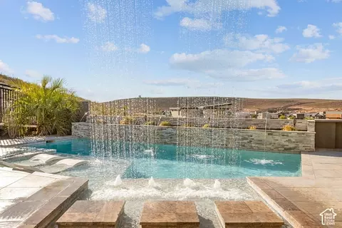 Exterior - 3652 S Cypress Rd, Hurricane, UT 84737 photo 7 of 17