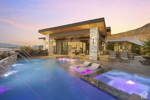 Exterior - 3652 S Cypress Rd, Hurricane, UT 84737 photo 16 of 17