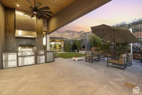 Exterior - 3652 S Cypress Rd, Hurricane, UT 84737 photo 13 of 17