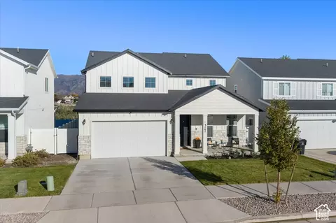 3161 S Edgewater Cv W, Syracuse, UT 84075