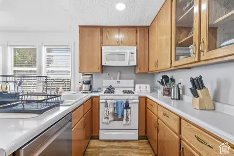 Kitchen - 86 N 300 E, Fairview, UT 84629 photo 2 of 4