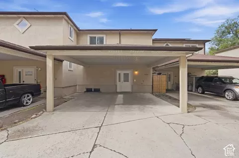 537 N Bright Ct W, Salt Lake City, UT 84116