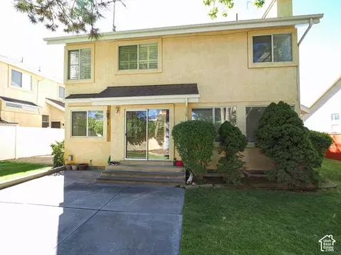 Exterior - 2081 E Rainbow Point Dr, Holladay, UT 84124 photo 5 of 9