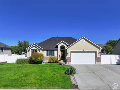 1440 W 2175 S, Syracuse, UT 84075