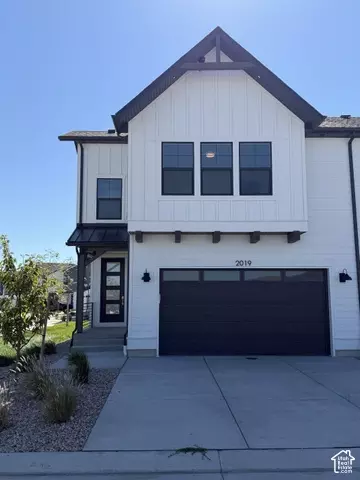 Exterior - 2019 Leap Frog Rd W #916, Eagle Mountain, UT 84005 photo 2 of 3