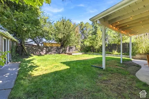 Exterior - 596 W Anderson Ave, Murray, UT 84123 photo 6 of 7