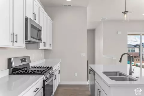 Kitchen - 2783 N 3930 W, Eagle Mountain, UT 84043 photo 2 of 2