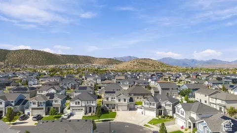 View/Area - 7287 N Clear Sky Ln, Eagle Mountain, UT 84005 photo 2 of 7