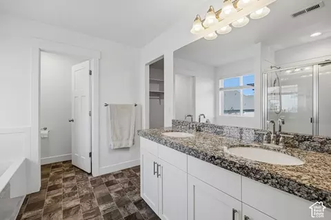 Bath - 7287 N Clear Sky Ln, Eagle Mountain, UT 84005 photo 2 of 3