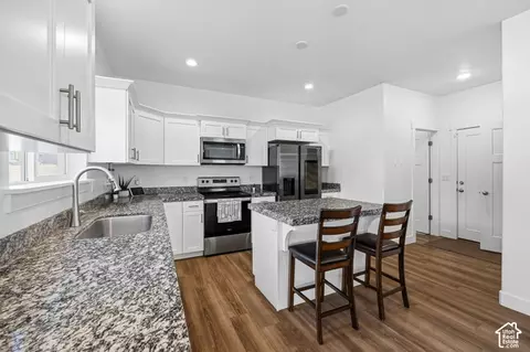 Kitchen - 7287 N Clear Sky Ln, Eagle Mountain, UT 84005 photo 1 of 2