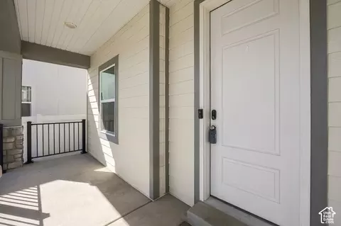Exterior - 7287 N Clear Sky Ln, Eagle Mountain, UT 84005 photo 3 of 7