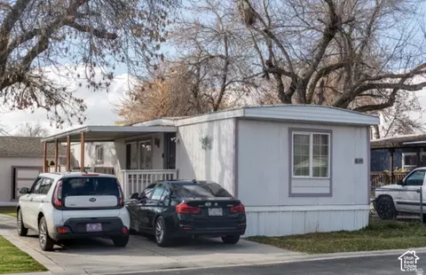 680 N Main St #E-11, Kaysville, UT 84037