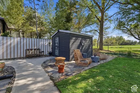 Exterior - 746 E Pontiac Dr, Murray, UT 84107 photo 6 of 11
