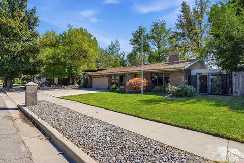 Exterior - 746 E Pontiac Dr, Murray, UT 84107 photo 2 of 11