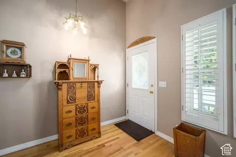 Entry Way - 260 E Ashbrook Cir, Midvale, UT 84047 photo 1 of 2