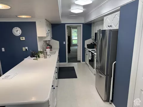 Kitchen - 6540 S 1660 E, Murray, UT 84121 photo 6 of 8