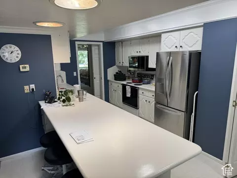 Kitchen - 6540 S 1660 E, Murray, UT 84121 photo 4 of 8