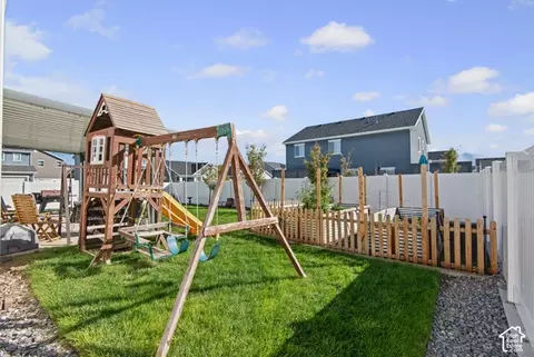 Exterior - 3457 S Birch Ln, Syracuse, UT 84075 photo 11 of 11