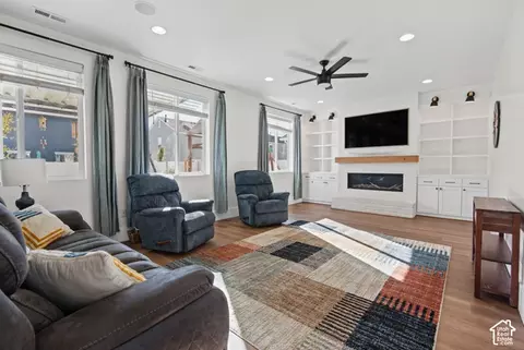 Living - 3457 S Birch Ln, Syracuse, UT 84075 photo 1 of 1