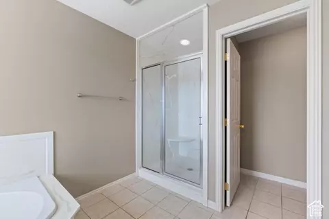 Bath - 405 N 1340 E, Provo, UT 84606 photo 2 of 4