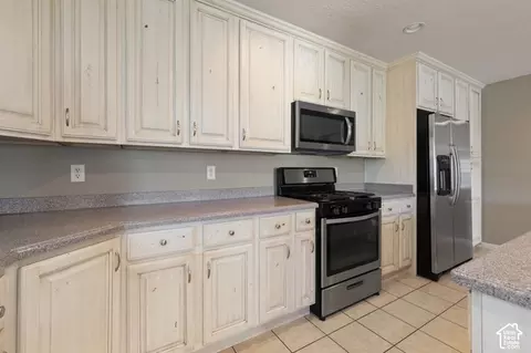 Kitchen - 405 N 1340 E, Provo, UT 84606 photo 2 of 3