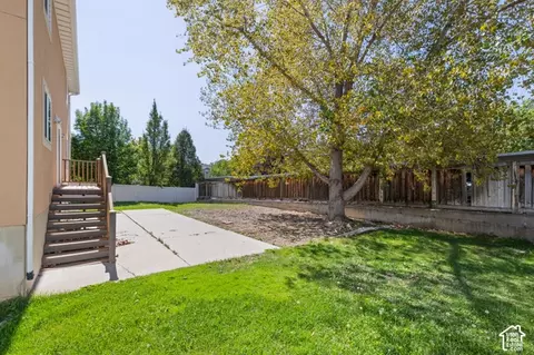 Exterior - 405 N 1340 E, Provo, UT 84606 photo 3 of 4