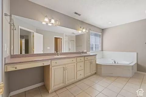 Bath - 405 N 1340 E, Provo, UT 84606 photo 1 of 4