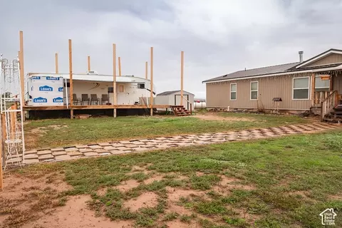 Exterior - 15079 E 5500 S, Randlett, UT 84063 photo 25 of 26