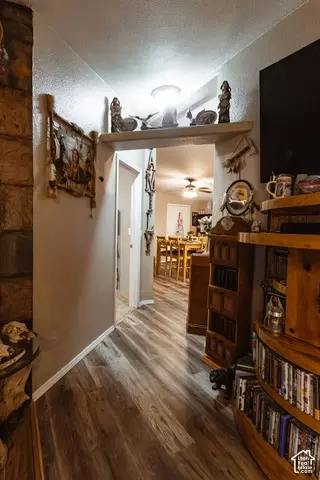 Entry Way - 15079 E 5500 S, Randlett, UT 84063 photo 3 of 5