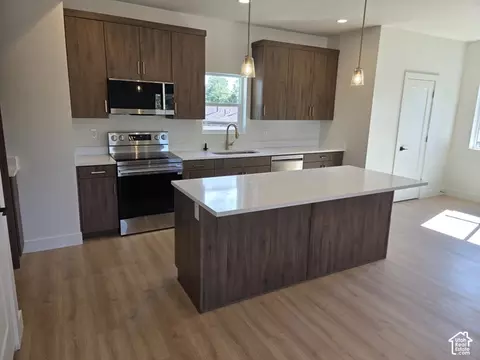 Kitchen - 7629 S 300 E, Midvale, UT 84047 photo 6 of 7