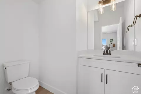 Bath - 7629 S 300 E, Midvale, UT 84047 photo 2 of 5