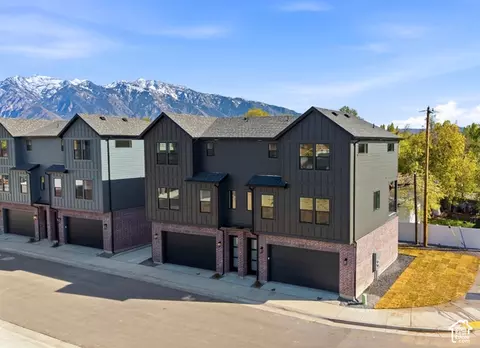 Exterior - 7629 S 300 E, Midvale, UT 84047 photo 5 of 5