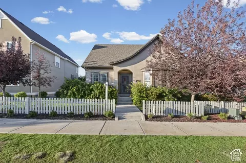 10273 S Split Rock Dr, South Jordan, UT 84009