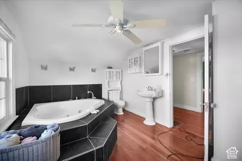 Bath - 490 N State St, Mount Pleasant, UT 84647 photo 3 of 3
