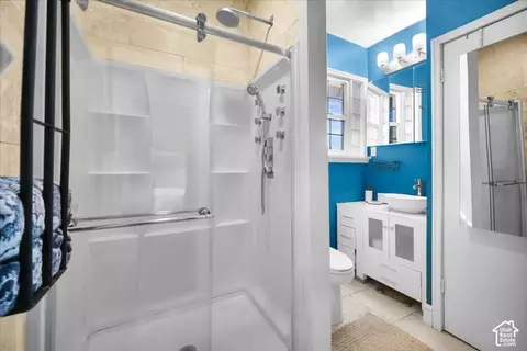 Bath - 490 N State St, Mount Pleasant, UT 84647 photo 2 of 3