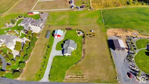 View/Area - 541 E 8900 S, Paradise, UT 84328 photo 3 of 4