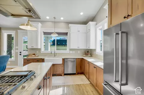 Kitchen - 541 E 8900 S, Paradise, UT 84328 photo 3 of 4