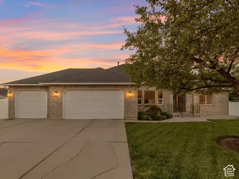 9422 S Spring Willow Cir, South Jordan, UT 84095