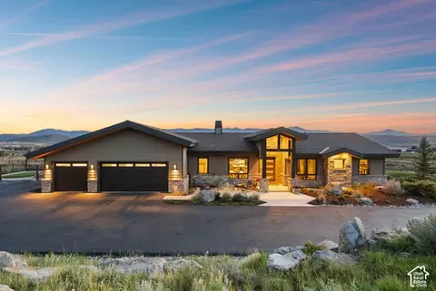 Exterior - 1130 Pace Rd, Snyderville, UT 84098 photo 4 of 22